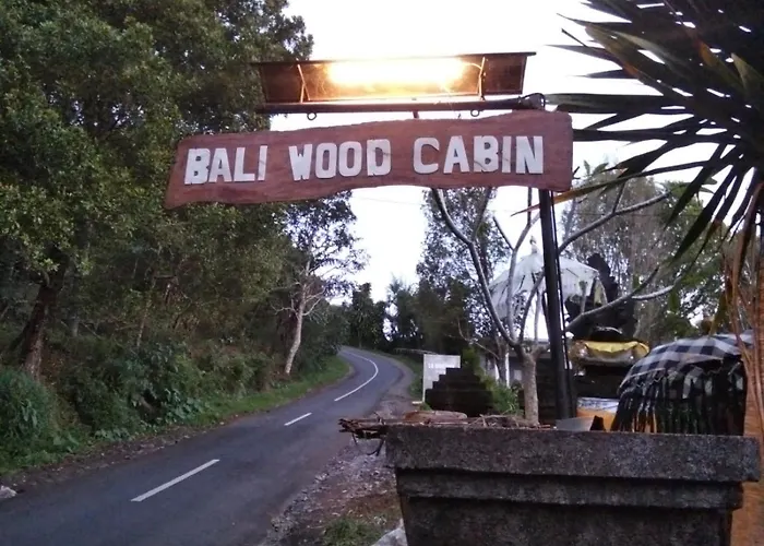 Bali Wood ロッジ Munduk